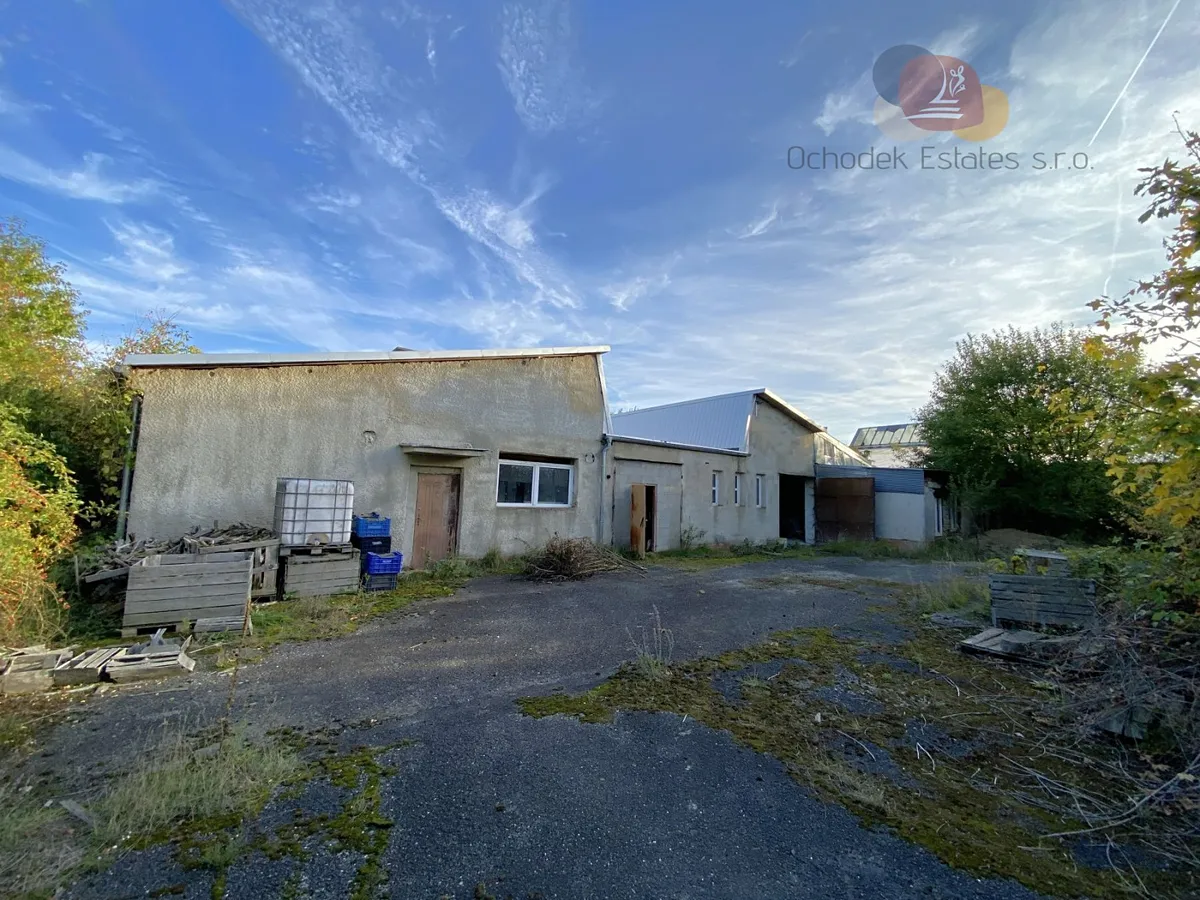 Prodej výrobní haly, prostoru 4972 m²